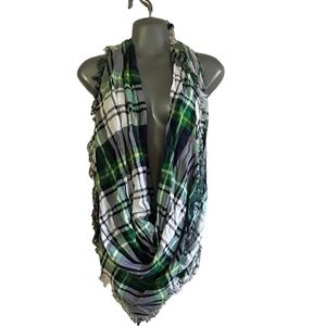 Zumba Zumbito Plaid Scarf • Used